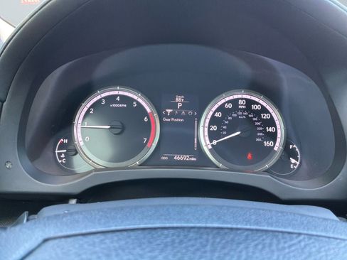 Used 2017 Lexus RC 200t w/ Premium Package RWD image 12