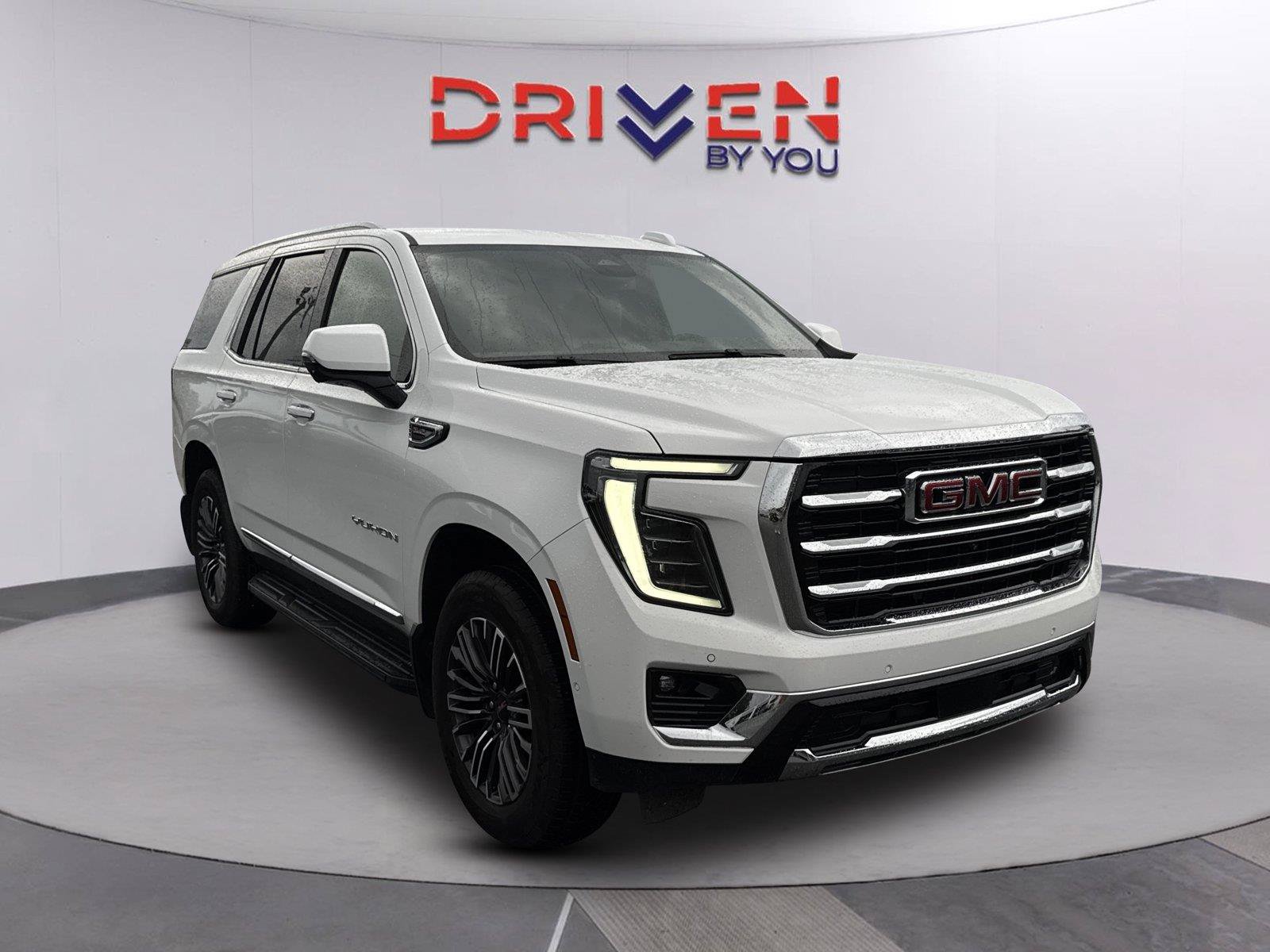 Used 2025 GMC Yukon Elevation AWD/4WD image 1
