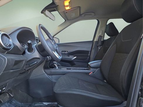 Used 2023 Nissan Kicks SV image 24