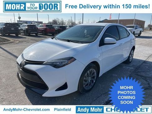 Used 2017 Toyota Corolla LE image 1