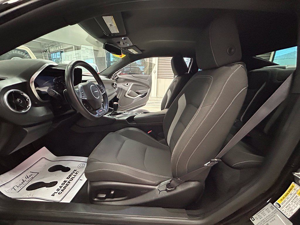 Used 2016 Chevrolet Camaro SS RWD image 47