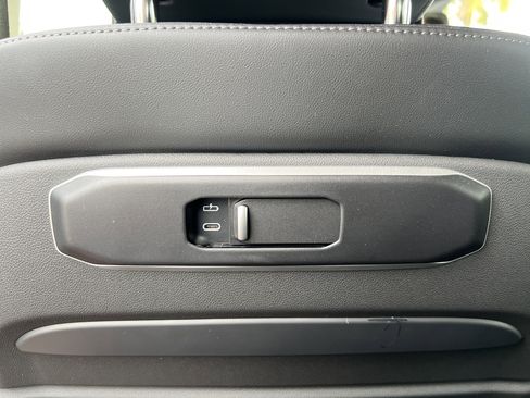 Used 2026 BMW X7 xDrive40i image 43