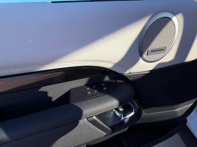 New 2026 Land Rover Discovery S AWD/4WD image 11