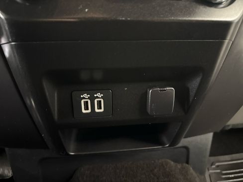 Used 2019 Ford F150 XLT w/ Equipment Group 302A Luxury image 26