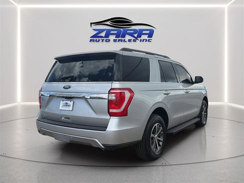 Used 2019 Ford Expedition XLT w/ Equipment Group 201A AWD/4WD image 7