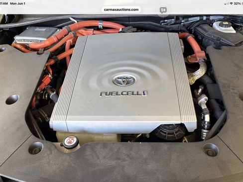 Used 2021 Toyota Mirai w/ Advanced Technology Package RWD image 12