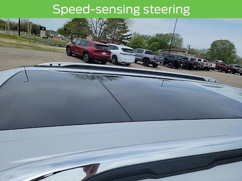 Used 2018 Ford Explorer Limited w/ Equipment Group 301A AWD/4WD image 24