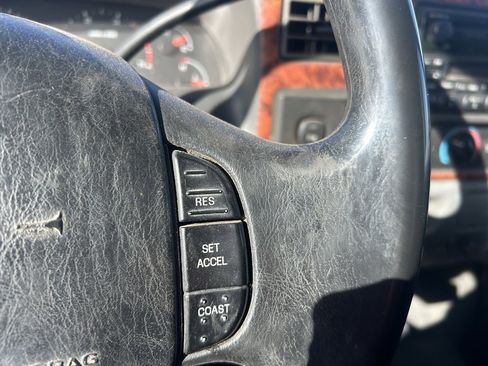 Used 2002 Ford F350 Lariat image 17