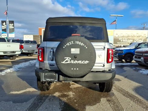 Used 2024 Ford Bronco Outer Banks image 7