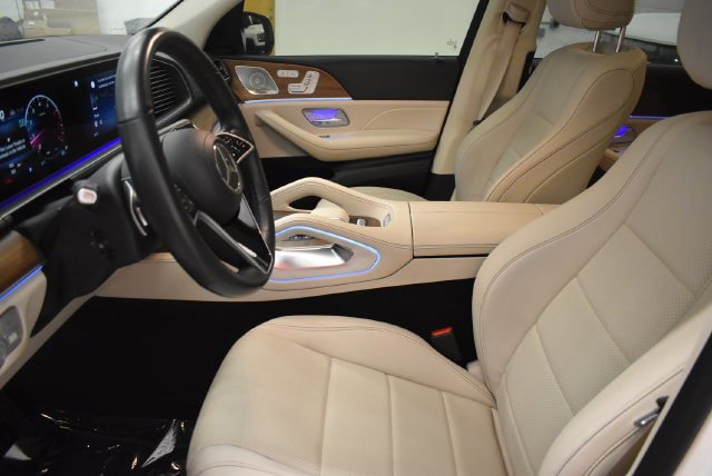 Used 2024 Mercedes-Benz GLS 450 4MATIC image 23
