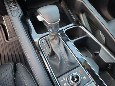 Certified 2025 Kia Telluride SX X-Line AWD/4WD image 40