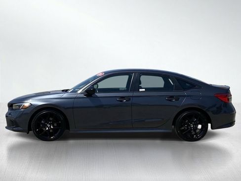 Used 2024 Honda Civic Sport image 2