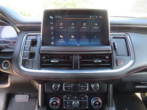 Certified 2024 Chevrolet Suburban RST w/ Luxury Package AWD/4WD image 22