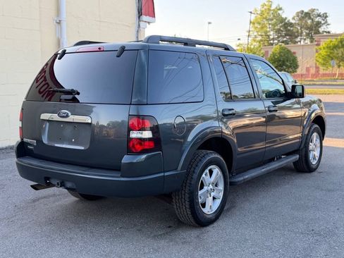 Used 2010 Ford Explorer XLT RWD image 8