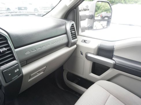 Used 2019 Ford F250 XLT w/ XLT Value Package AWD/4WD image 21