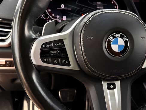 Used 2022 BMW X5 xDrive40i w/ M Sport Package AWD/4WD image 15