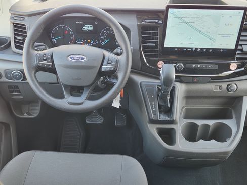 Used 2023 Ford Transit 350 XLT image 24