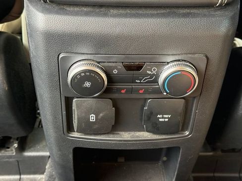 Used 2020 Ford Explorer Limited RWD image 19