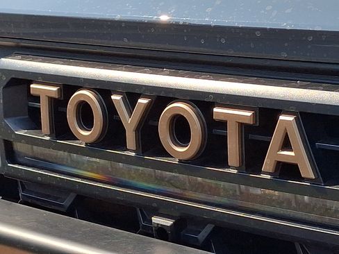 Used 2024 Toyota Tacoma 4x4 Double Cab Hybrid image 29