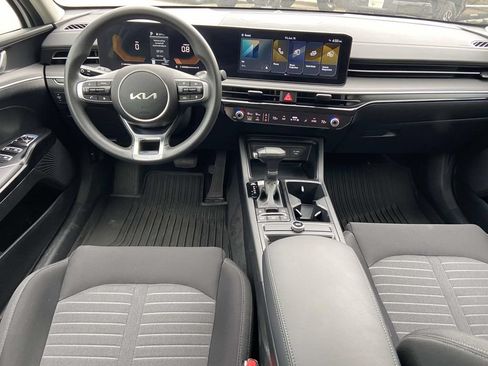 Used 2025 Kia K5 LXS FWD image 11