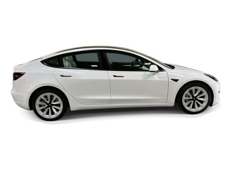 Certified 2023 Tesla Model 3 Standard Range RWD image 7