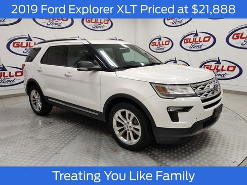 Used 2019 Ford Explorer XLT w/ Equipment Group 202A image 1