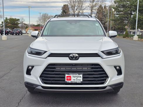 New 2026 Toyota Grand Highlander Limited image 7