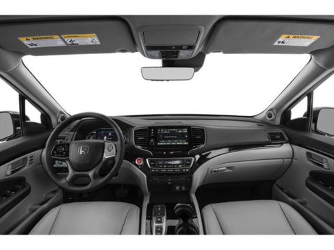 Used 2021 Honda Pilot Touring image 11
