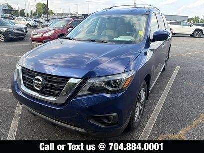 Used 2018 Nissan Pathfinder SV