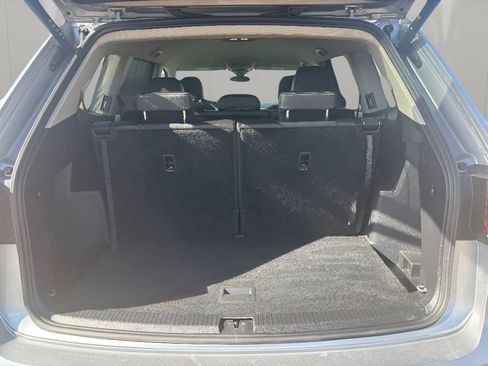 Used 2025 Volkswagen Atlas SE image 39