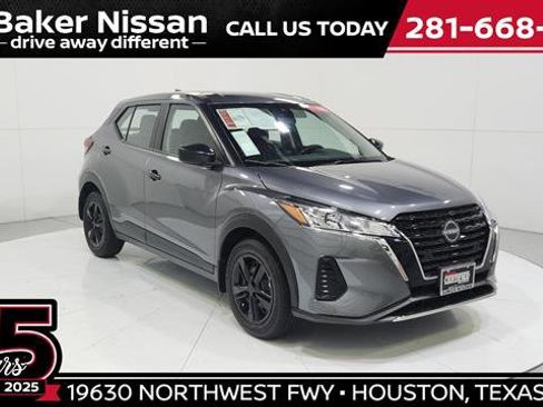 Certified 2025 Nissan Kicks Play S image 1