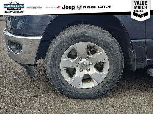 Used 2020 RAM 1500 Big Horn AWD/4WD image 12