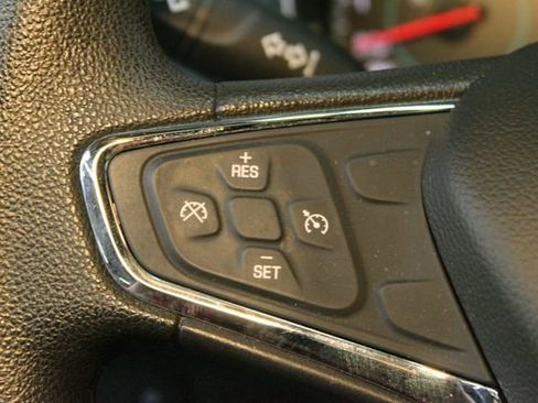 Used 2018 Chevrolet Cruze LT w/ RS Package FWD image 21