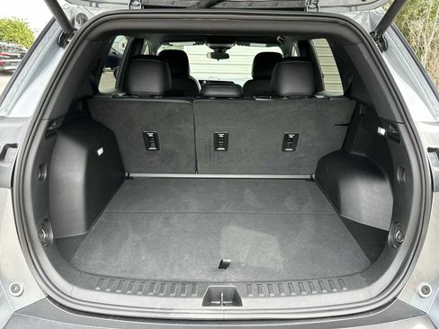 Certified 2026 Chevrolet Equinox LT w/ Convenience Package II FWD image 25