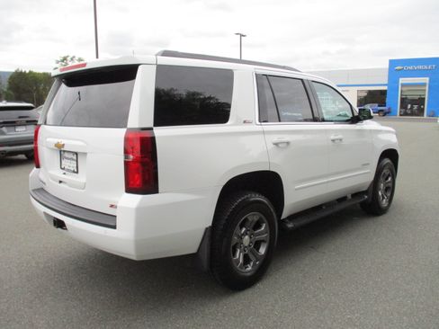 Used 2019 Chevrolet Tahoe LT w/ Off-Road Package AWD/4WD image 5