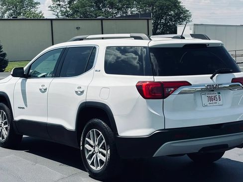 Used 2017 GMC Acadia SLE AWD/4WD image 8