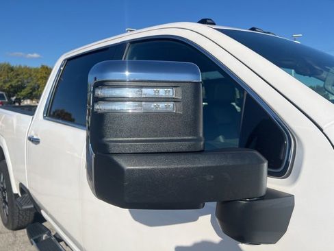 Used 2024 GMC Sierra 2500 Denali w/ Denali Reserve Package image 10