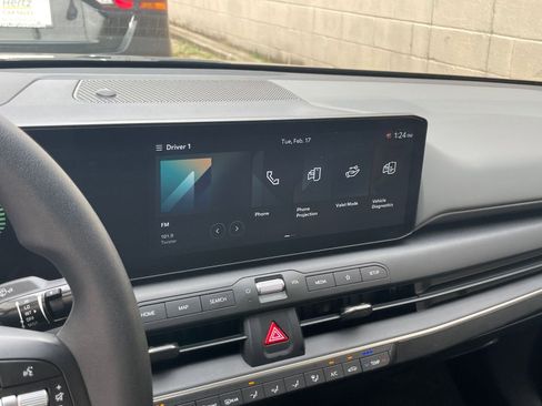 Used 2025 Kia K4 LXS image 20