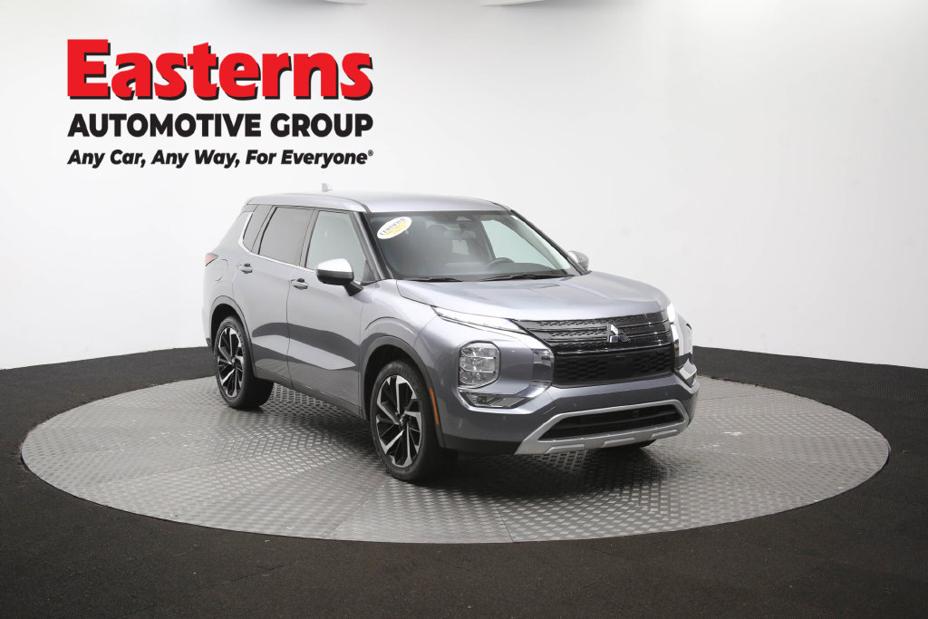 Used 2024 Mitsubishi Outlander SE FWD image 50