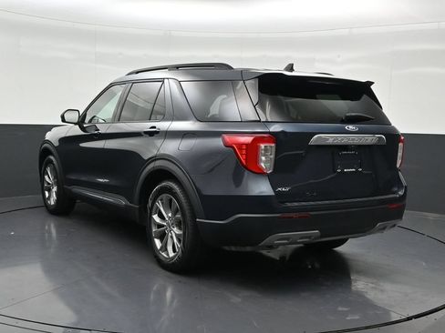 Used 2022 Ford Explorer XLT w/ Equipment Group 202A RWD image 3