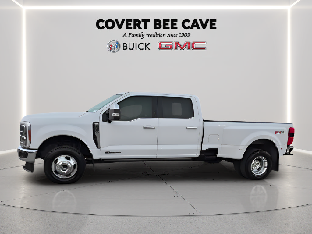 Used 2023 Ford F350 Lariat w/ Lariat Ultimate Package AWD/4WD image 5
