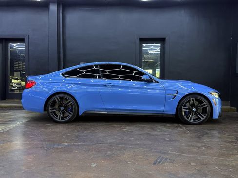 Used 2018 BMW M4 Coupe RWD image 10
