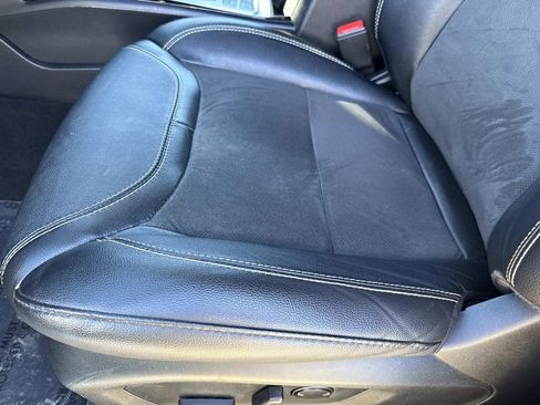 Used 2022 Ford Explorer ST w/ ST Street Pack image 27