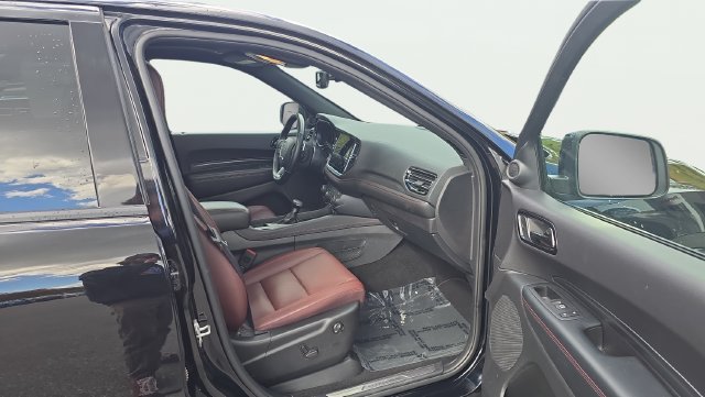 Used 2025 Dodge Durango GT AWD/4WD image 17