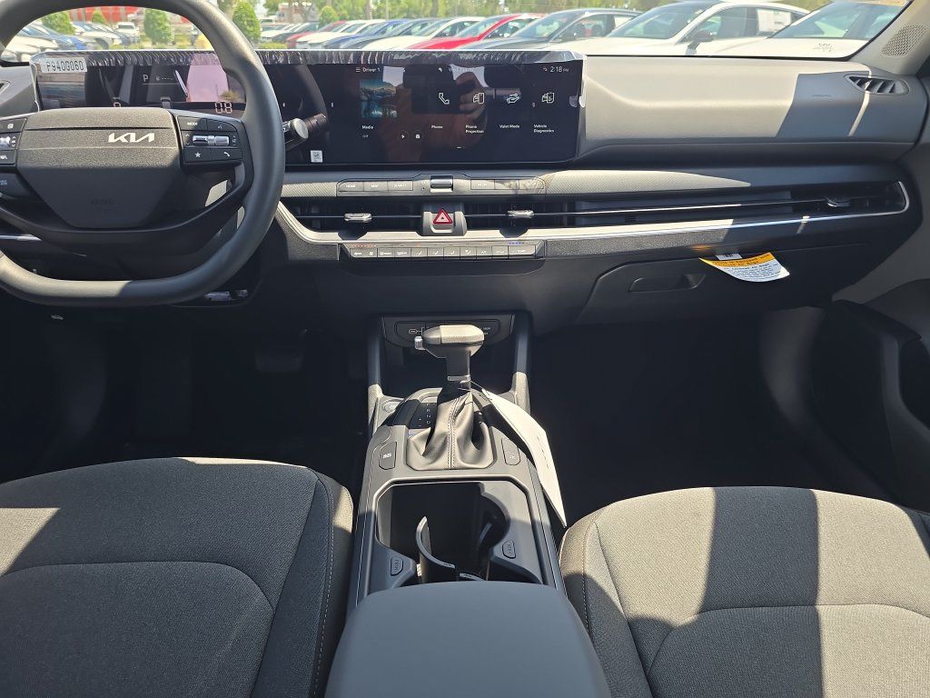 New 2026 Kia K4 FWD image 14