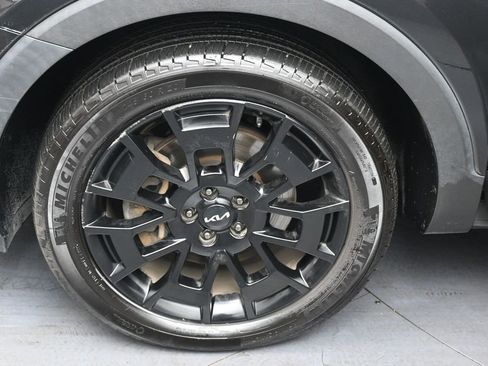 Used 2022 Kia Telluride EX w/ EX Premium Package AWD/4WD image 39