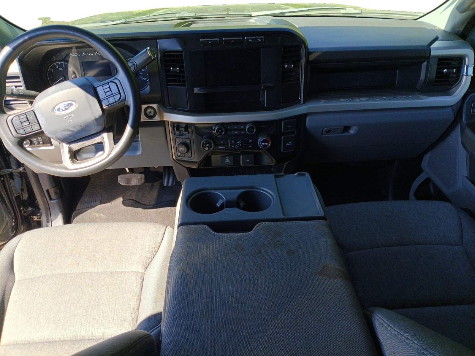 Used 2024 Ford F250 XL w/ STX Appearance Package AWD/4WD image 18