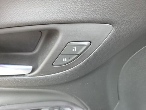 Used 2020 Chevrolet Equinox LT w/ Driver Convenience Package image 56