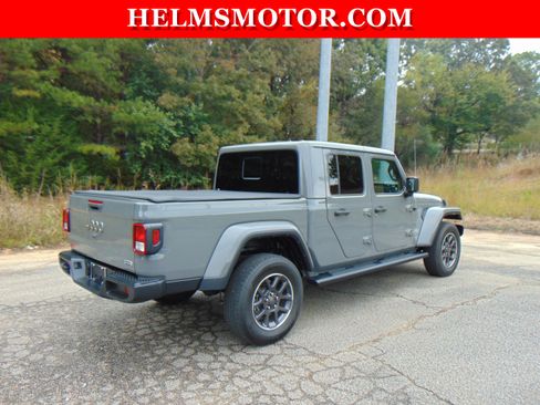 Certified 2023 Jeep Gladiator Overland image 13