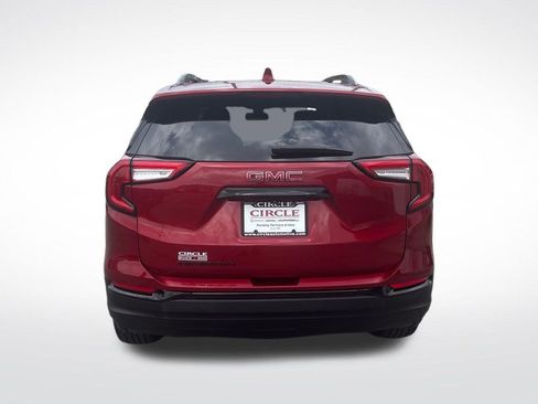 Used 2022 GMC Terrain SLE w/ Driver Convenience Package FWD image 6